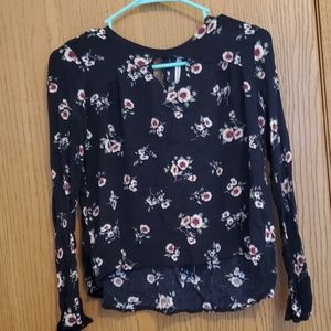 JUNIORS FLOWER PRINT SHIRT